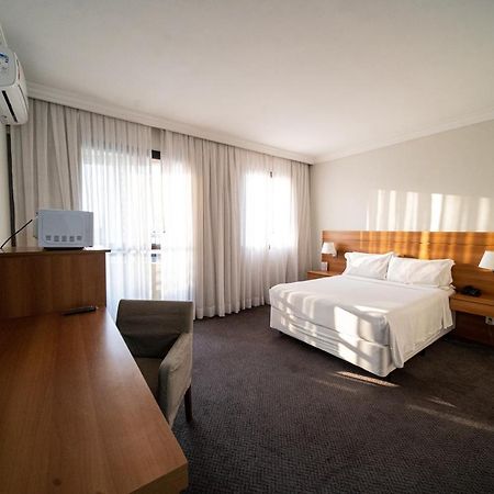 Apartamento Em Pinheiros - Faria Lima Appartement São Paulo Buitenkant foto