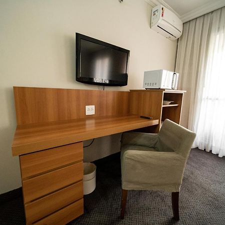 Apartamento Em Pinheiros - Faria Lima Appartement São Paulo Buitenkant foto