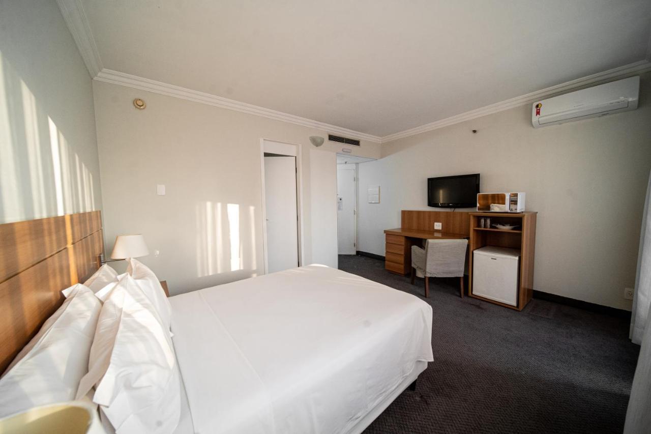 Apartamento Em Pinheiros - Faria Lima Appartement São Paulo Buitenkant foto