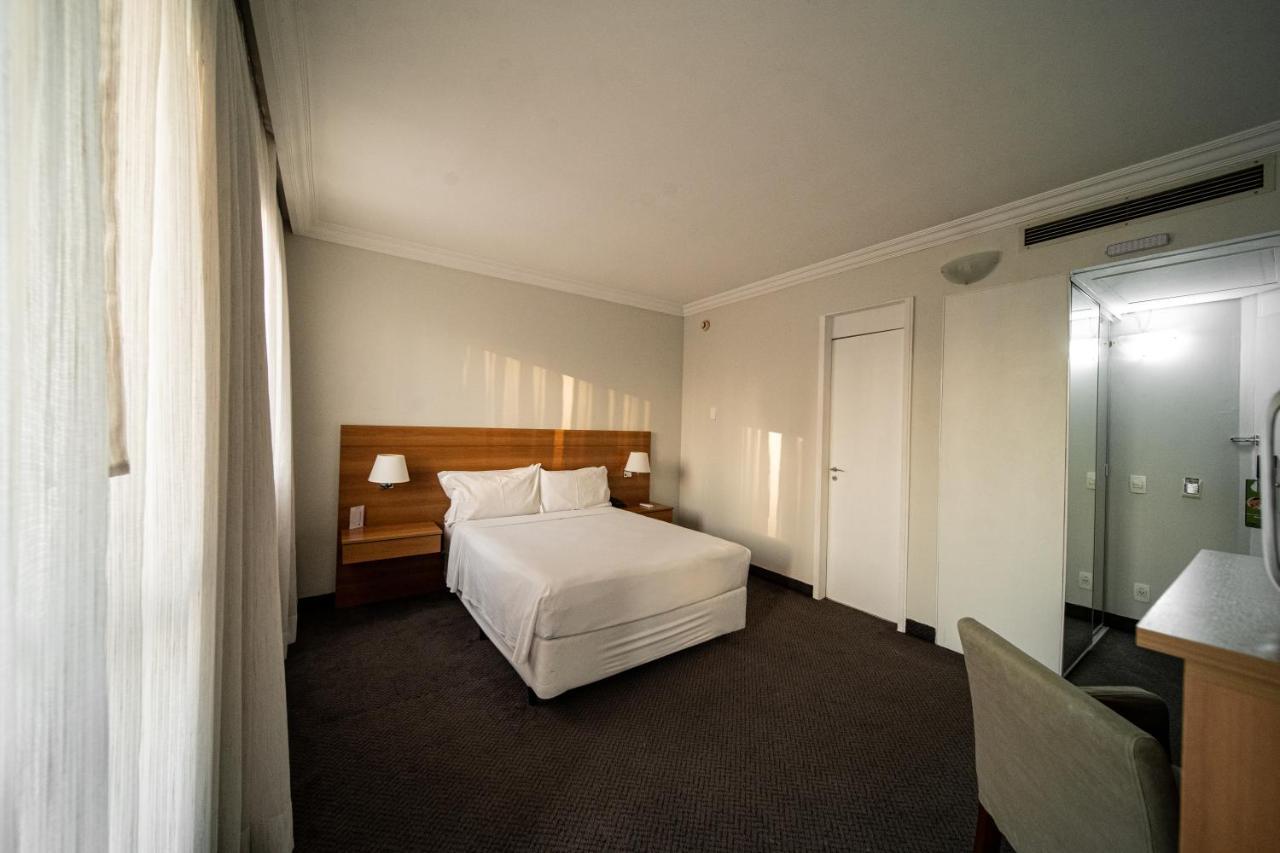 Apartamento Em Pinheiros - Faria Lima Appartement São Paulo Buitenkant foto